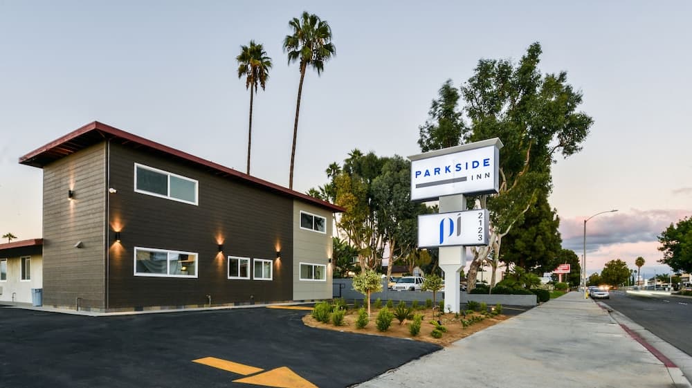 Parkside Inn Anaheim featured exterior or lobby in Anaheim, CA — similar hotel