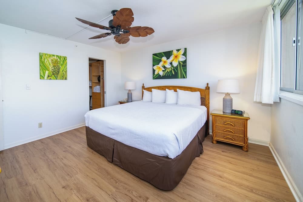 Royal Kahana Maui by OUTRIGGER interior in Lahaina, HI — gallery photo 2
