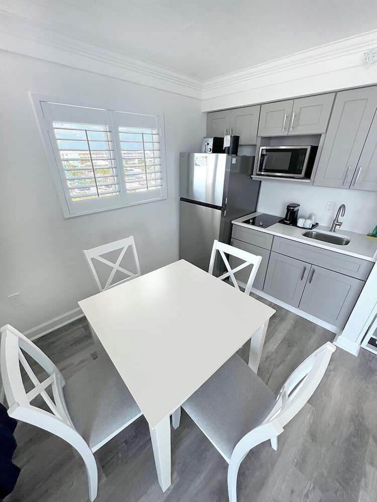 Lani Kai Beachfront Resort interior in Fort Myers Beach, FL — gallery photo 2
