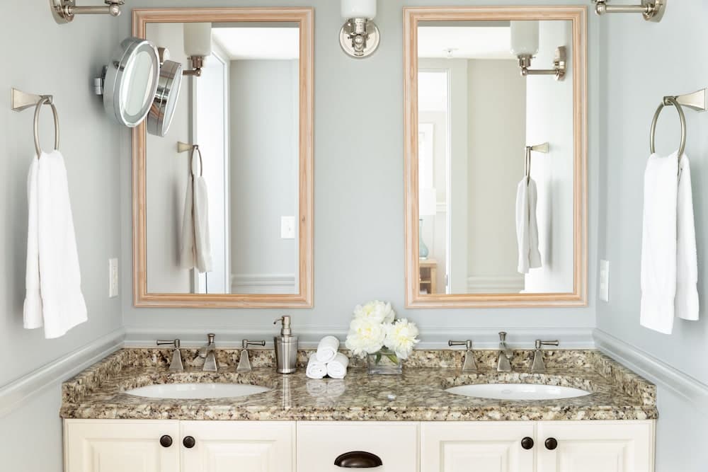 Vineyard Square Hotel & Suites gallery photo in Edgartown — image 21