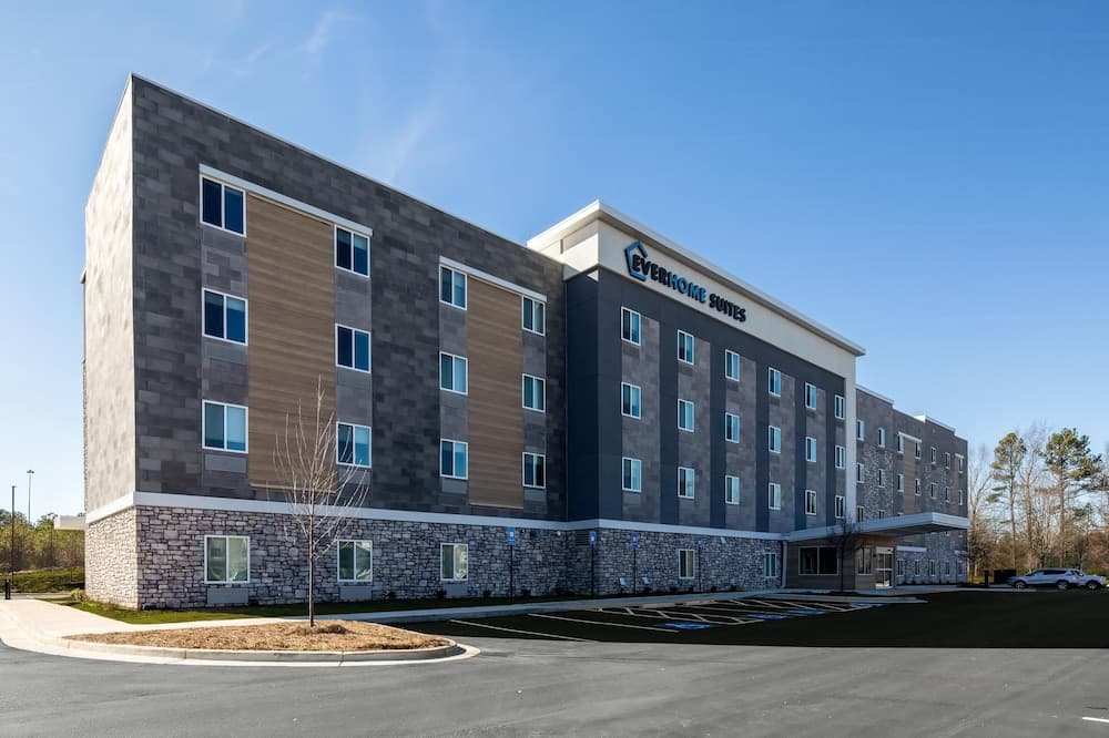 Everhome Suites Brownsville gallery photo in Brownsville, TX — image 57