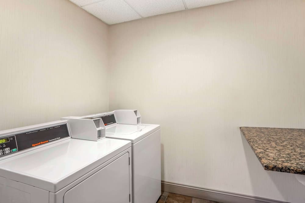 Surestay Studio By Best Western Paradise Lancaster County gallery photo in Paradise — image 15