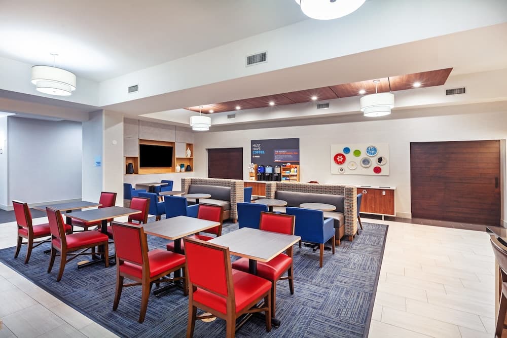 Holiday Inn Express Hotel & Suites PORT ARTHUR by IHG gallery photo in Port Arthur, TX — image 24