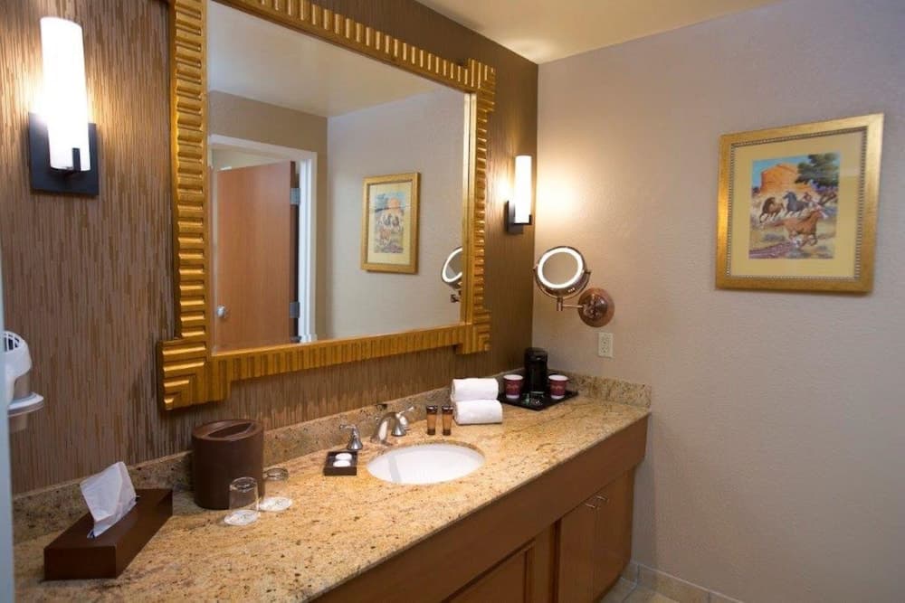 South Point Hotel, Casino, and Spa gallery photo in Las Vegas, NV — image 4