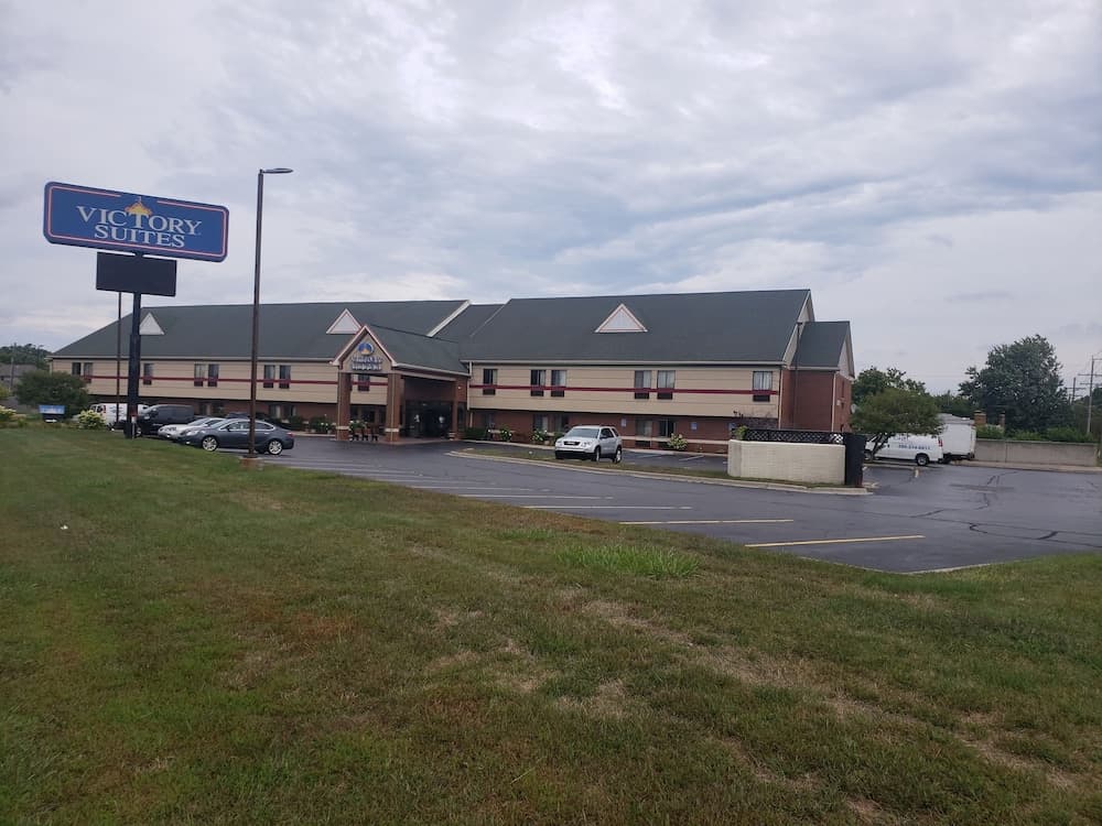 A Victory Suites Warren — hotel in Warren, Michigan
