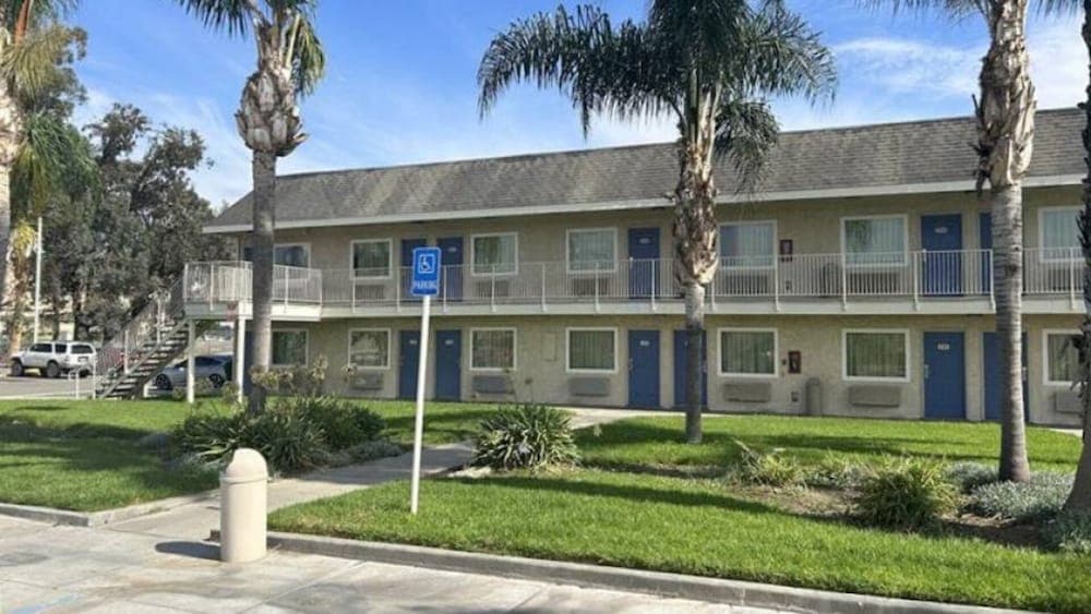 Studio 6 Suites - Riverside, Ca — hotel in Riverside, California