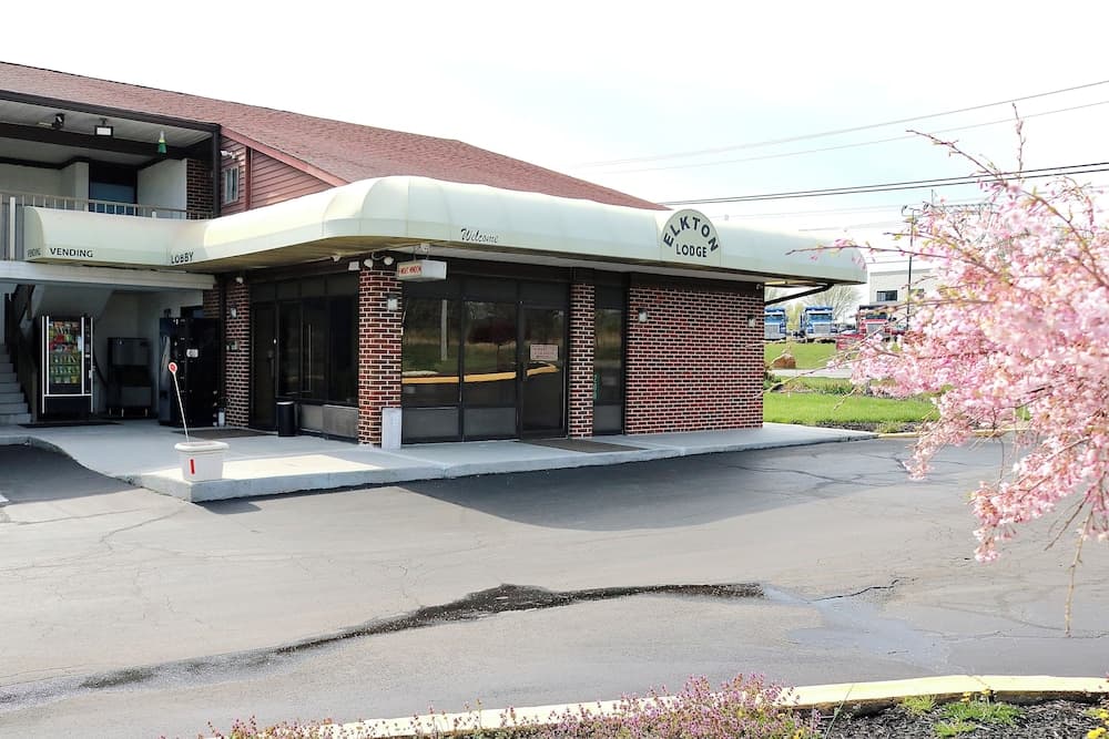 Elkton Lodge - Newark - Elkton - University Gateway featured exterior or lobby in Elkton, MD — similar hotel