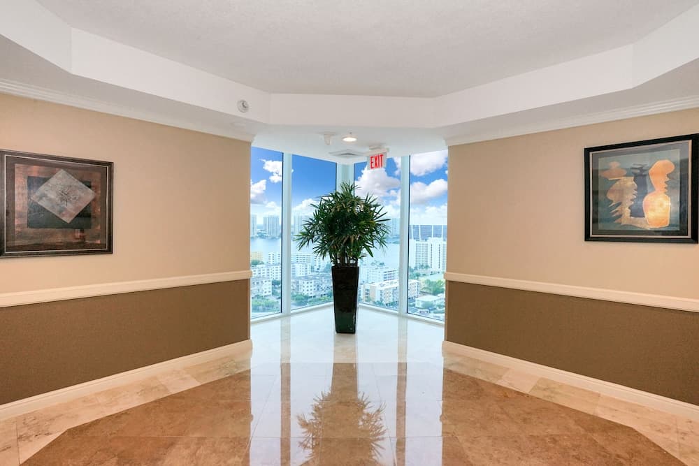 Tr Luxury Beach Resort by FMM property views in Sunny Isles Beach, FL — gallery photo 3
