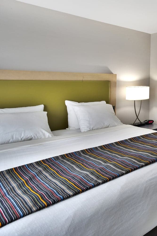 Country Inn & Suites by Radisson, Springfield Southeast gallery photo in Springfield, IL — image 12