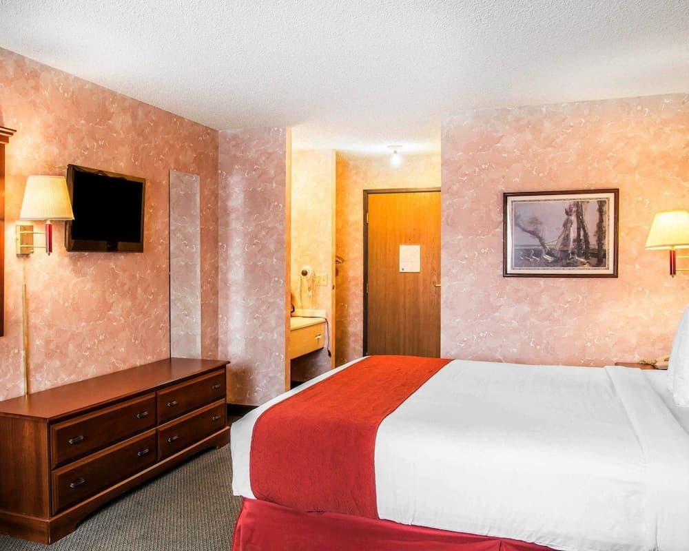 Econo Lodge Longmont East gallery photo in Longmont, CO — image 21