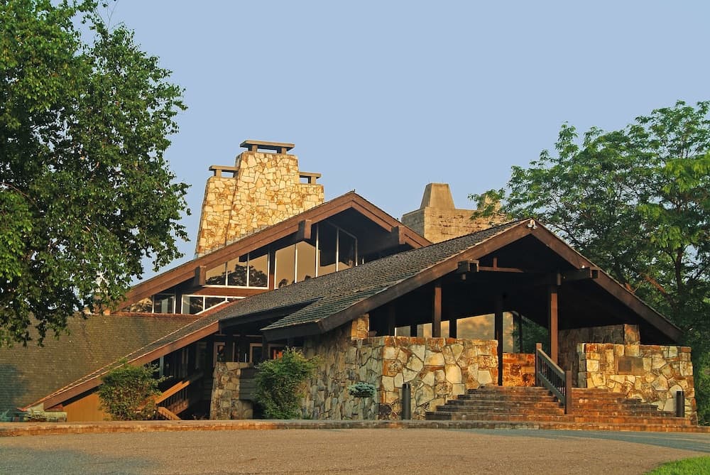 Salt Fork Lodge and Conference Center gallery photo in Cambridge, OH — image 7