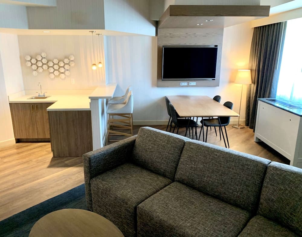 Sonesta Columbus Downtown property views in Columbus, OH — gallery photo 3