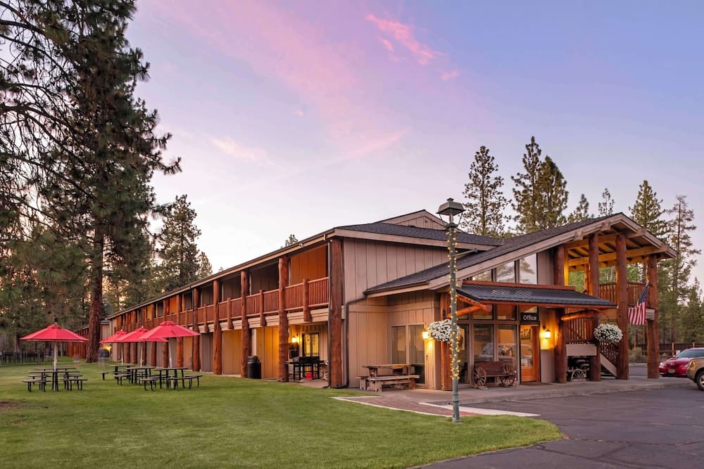 Best Western Ponderosa Lodge featured exterior or lobby in Sisters, OR — similar hotel
