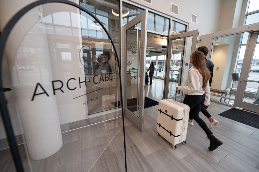 Arch and Cable Hotel property views in Mankato, MN — gallery photo 3