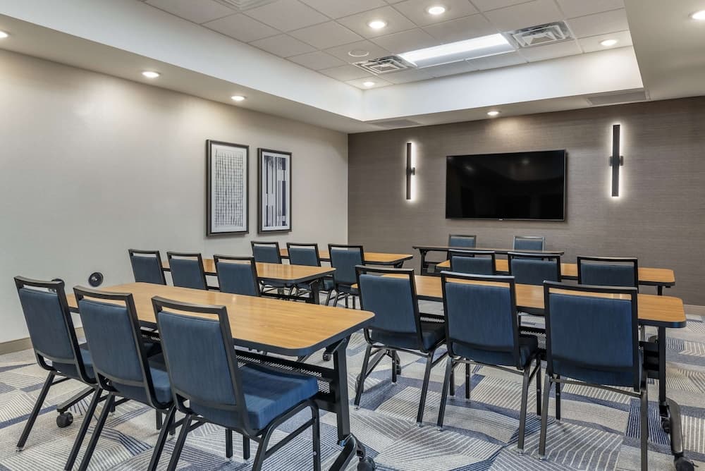 Hyatt Place Indianapolis Carmel gallery photo in Carmel, IN — image 23