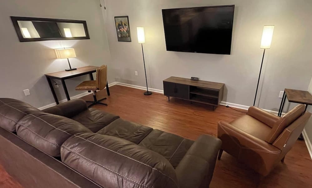 O2 Suites Houma gallery photo in Houma, LA — image 4