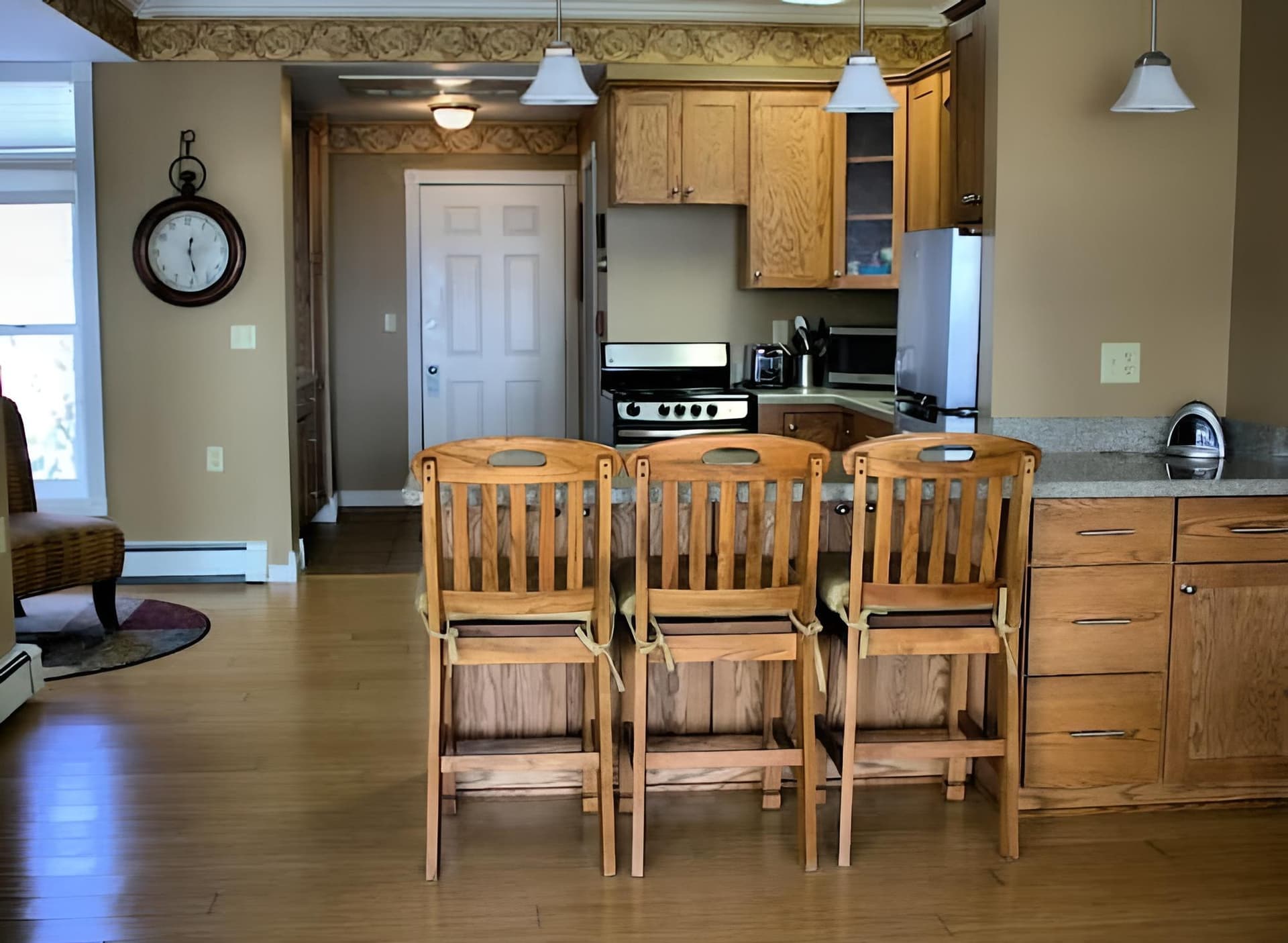 Pier Plaza Lodging property views in Bayfield, WI — gallery photo 3