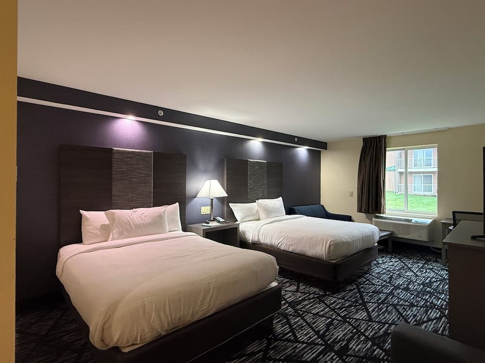 Plymouth Bay Inn and Suites — hotel in Kingston, New York