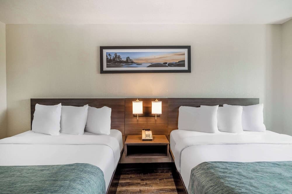 Wingate by Wyndham Butte City Center I-15/I-90 featured exterior or lobby in Butte, MT — similar hotel
