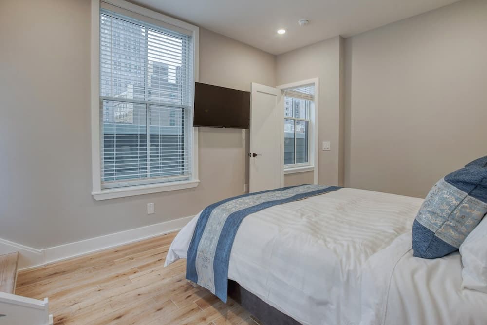 One Sky Loft interior in Philadelphia, PA — gallery photo 2