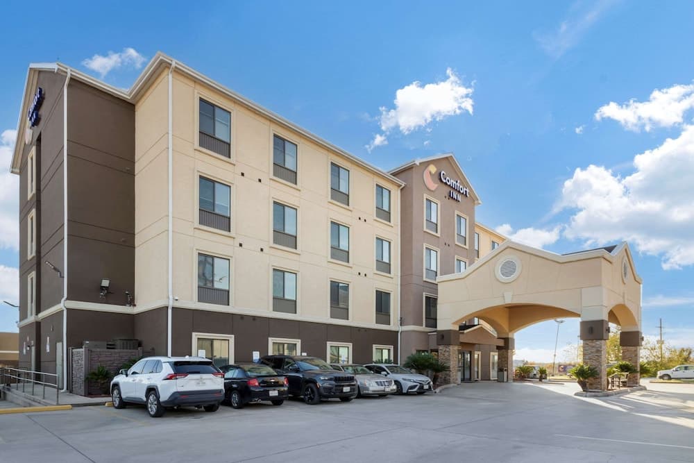 Comfort Inn Orange I-10 gallery photo in Orange, TX — image 24