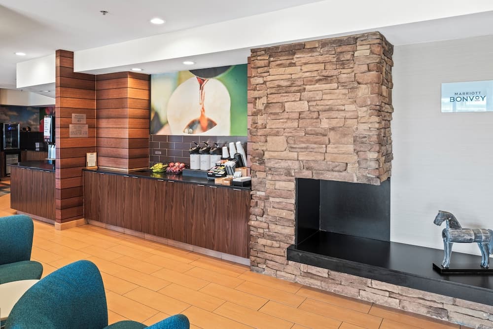 Fairfield Inn & Suites by Marriott Columbus interior in Columbus, GA — gallery photo 2