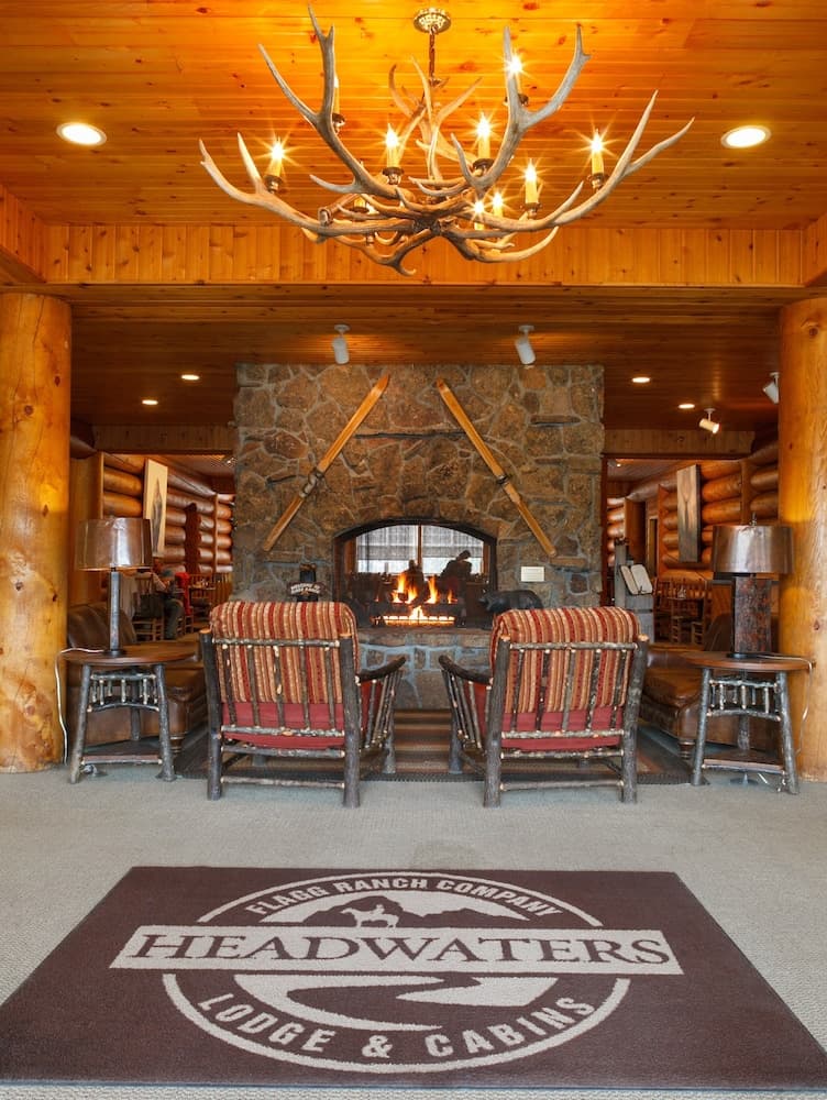 Headwaters Lodge & Cabins at Flagg Ranch interior in Moran — gallery photo 2