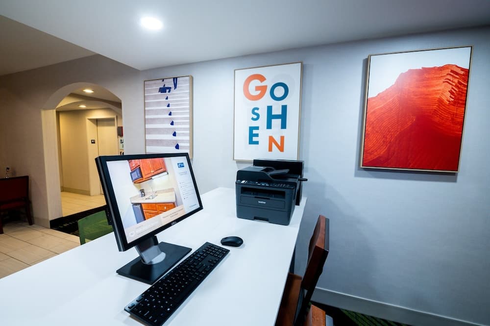 Holiday Inn Express Hotel & Suites Goshen by IHG gallery photo in Goshen, IN — image 40