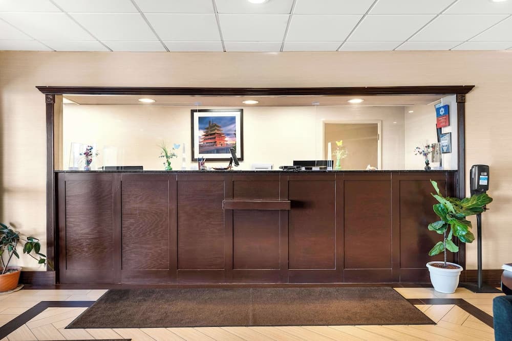 SureStay Plus by Best Western Reading North gallery photo in Reading, PA — image 28
