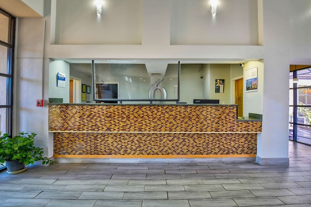 Studio 6 Extended Stay - Birmingham, AL - Medical Center property views in Birmingham, AL — gallery photo 3