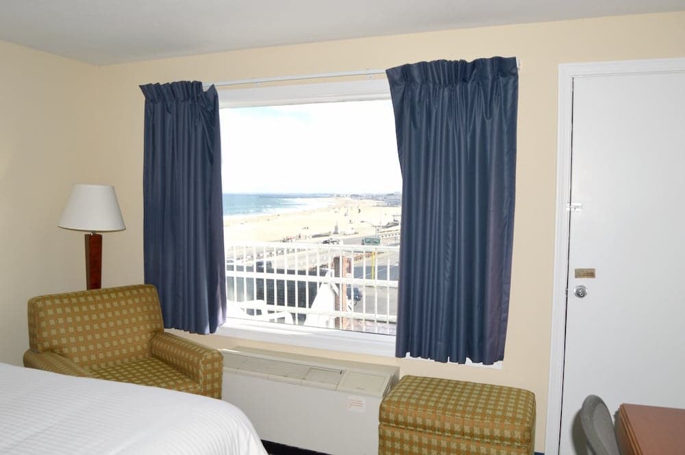 Hampton House Hotel gallery photo in Hampton, NH — image 53