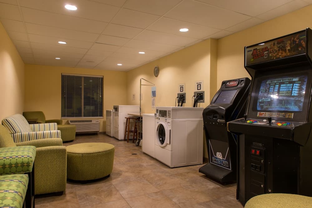 Holiday Inn Express Hotel and Suites Scranton by IHG gallery photo in Scranton, PA — image 37