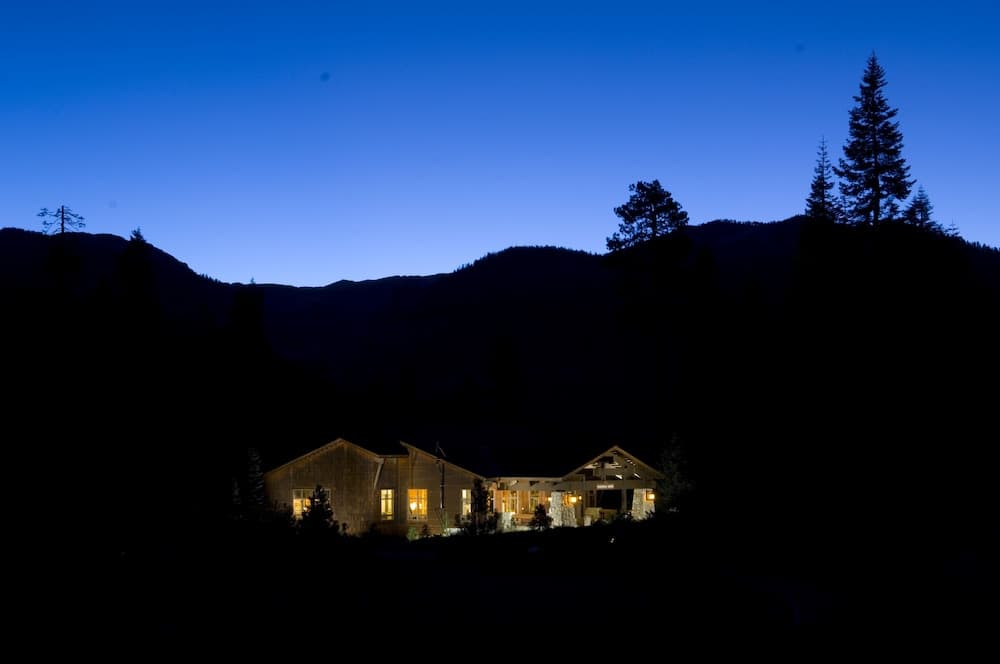 Wuksachi Lodge gallery photo in Sequoia National Park, CA — image 9