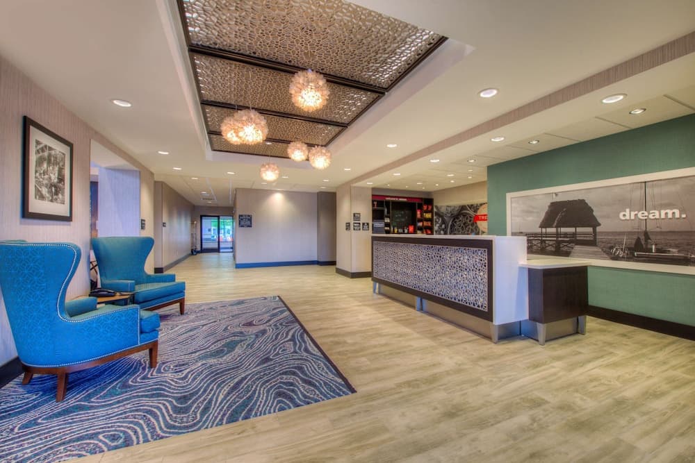Hampton Inn & Suites Wixom gallery photo in Wixom, MI — image 30