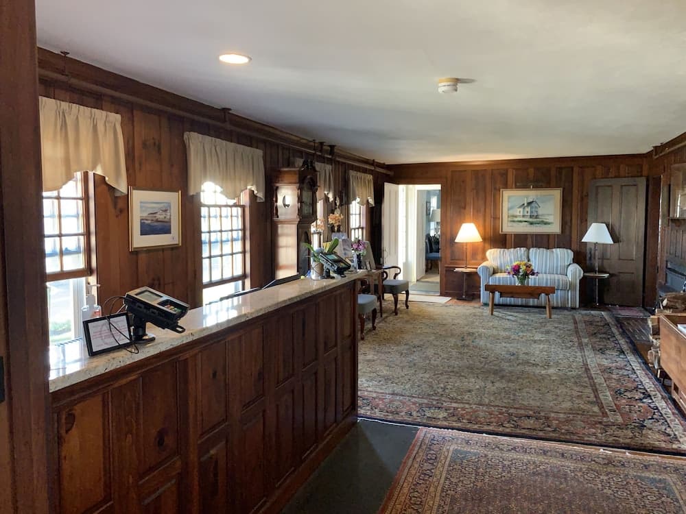 Lighthouse Inn property views in West Dennis, MA — gallery photo 3