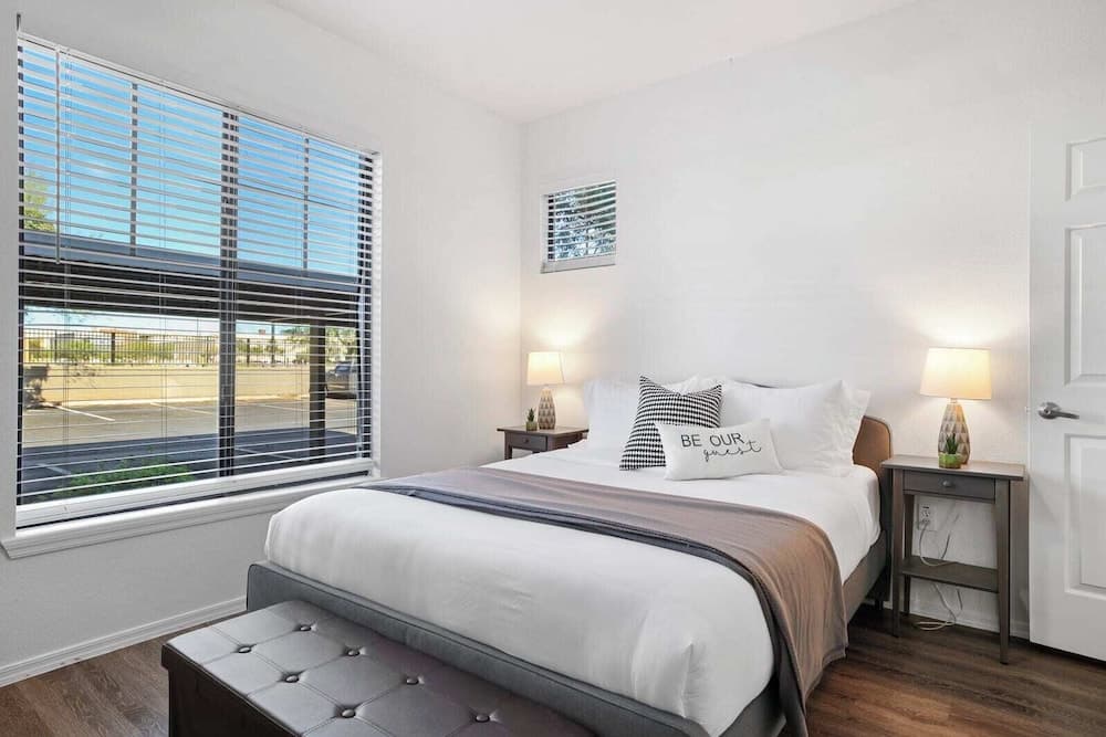 Cozy Suites Glendale gallery photo in Glendale, AZ — image 9