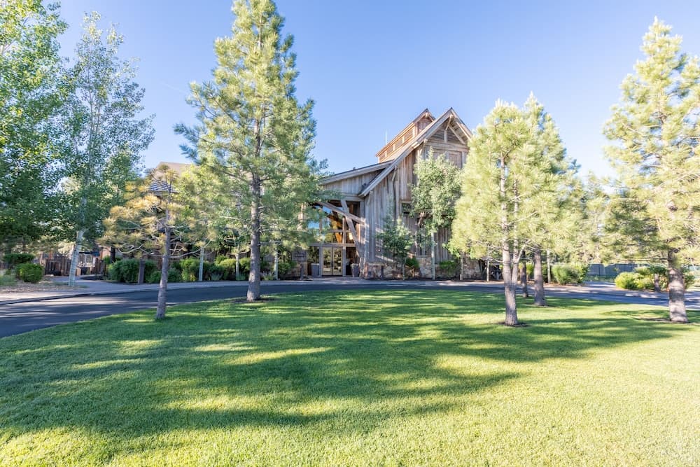 Tahoe Mountain Resorts Lodging Old Greenwood featured exterior or lobby in Truckee, CA — similar hotel