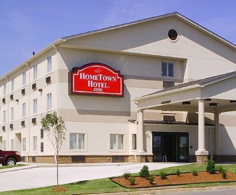 HomeTown Hotel Bryant featured exterior or lobby in Bryant, AR — similar hotel
