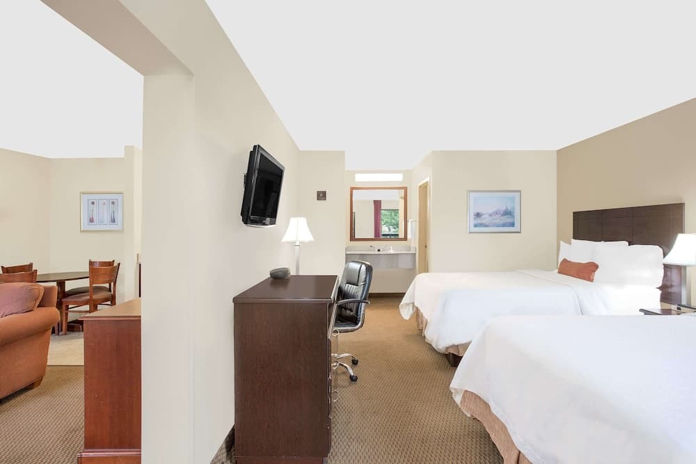 Baymont by Wyndham Greenville gallery photo in Greenville, NC — image 15
