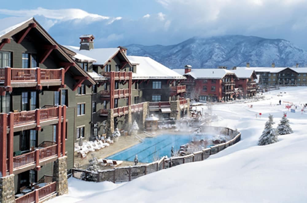 Condo Ritz Carlton Club Aspen property views in Aspen, CO — gallery photo 3