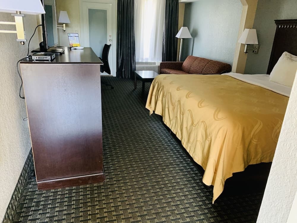 TownePlace Suites by Marriott Miramar Beach Destin featured exterior or lobby in Miramar Beach, FL — similar hotel