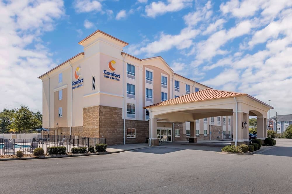 Comfort Inn & Suites Tifton featured exterior or lobby in Tifton, GA — similar hotel