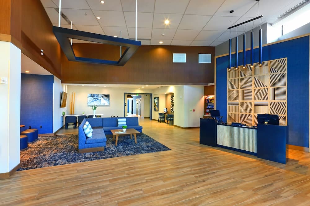 Hyatt Place Gilbert interior in Gilbert, AZ — gallery photo 2
