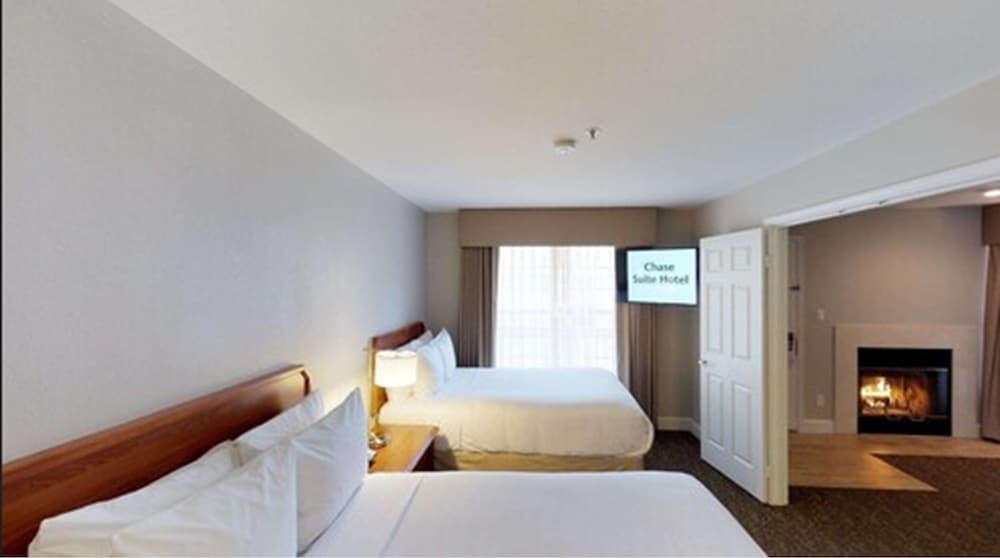 Chase Suites Brea-Fullerton - North Orange County property views in Brea, CA — gallery photo 3