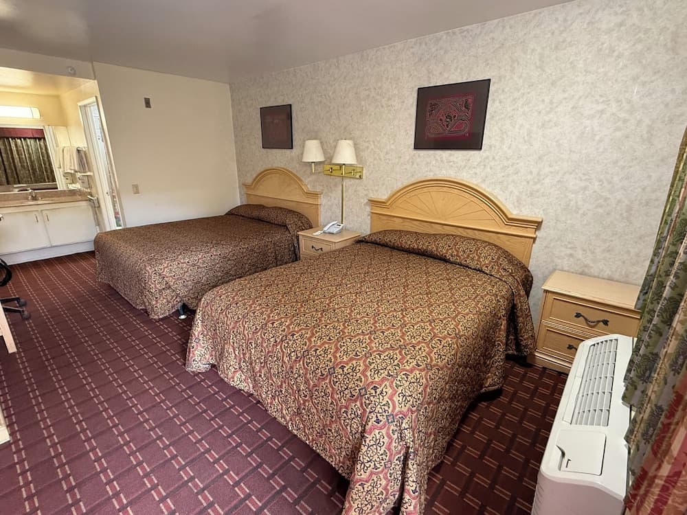 New Budget Inn gallery photo in Victorville, CA — image 30