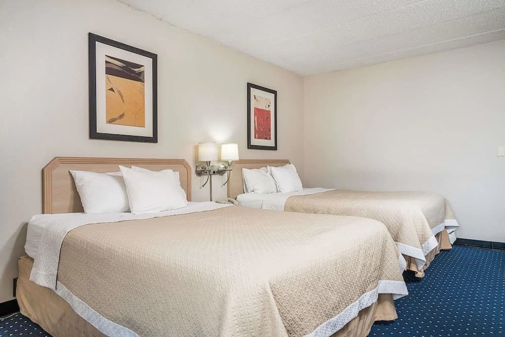 Blue Way Inn La crosse Extended Stay gallery photo in La Crosse, WI — image 4