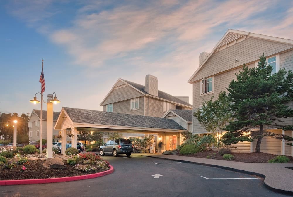 WorldMark Gleneden Beach interior in Gleneden Beach, OR — gallery photo 2