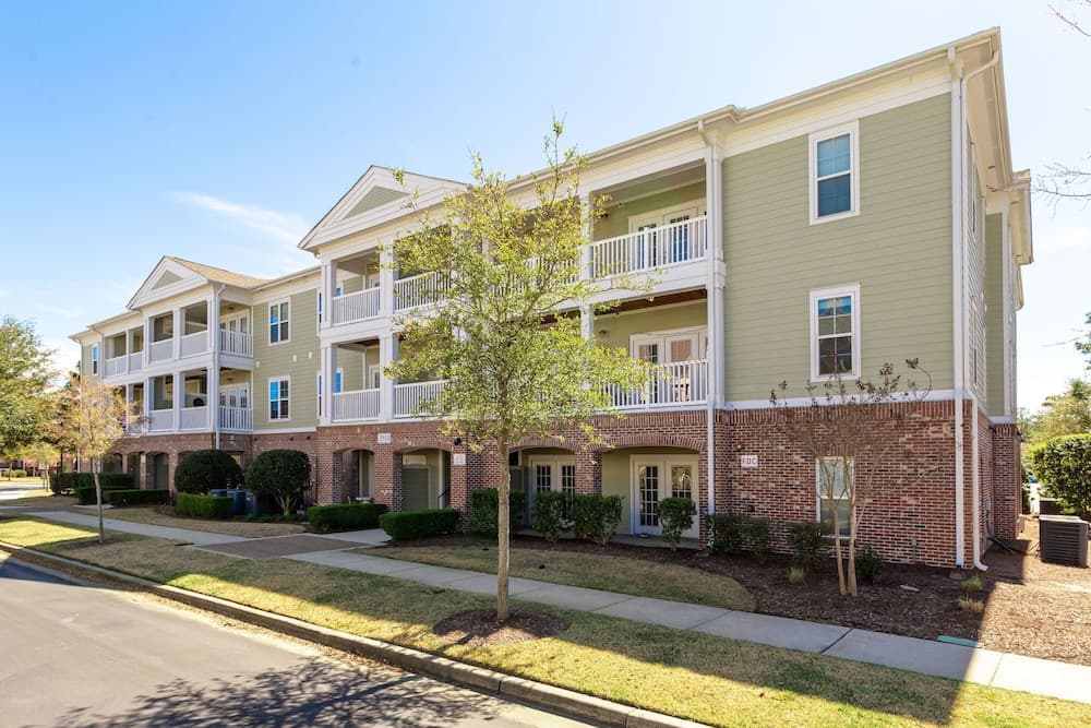 Kasa Southside Wilmington exterior or lobby in Wilmington, NC — main listing photo
