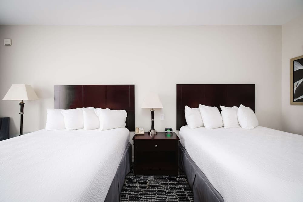 Best Western Sugarland Inn property views in Sugar Land, TX — gallery photo 3