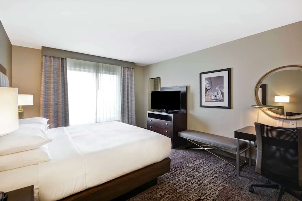 DoubleTree by Hilton Chicago Midway Airport gallery photo in Chicago, IL — image 9